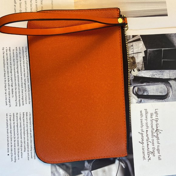 Wallet - Picture 2 of 5